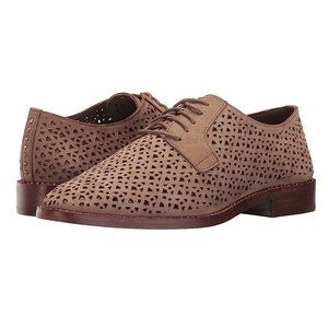 Vince Camuto Women's Lesta Oxford Flat, French Taupe, 9.5 Medium US